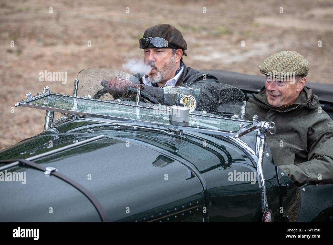 Bentley célèbre le centenaire de sa première victoire. Commémoration de la première victoire de la marque à Brooklands, Angleterre, Royaume-Uni Banque D'Images