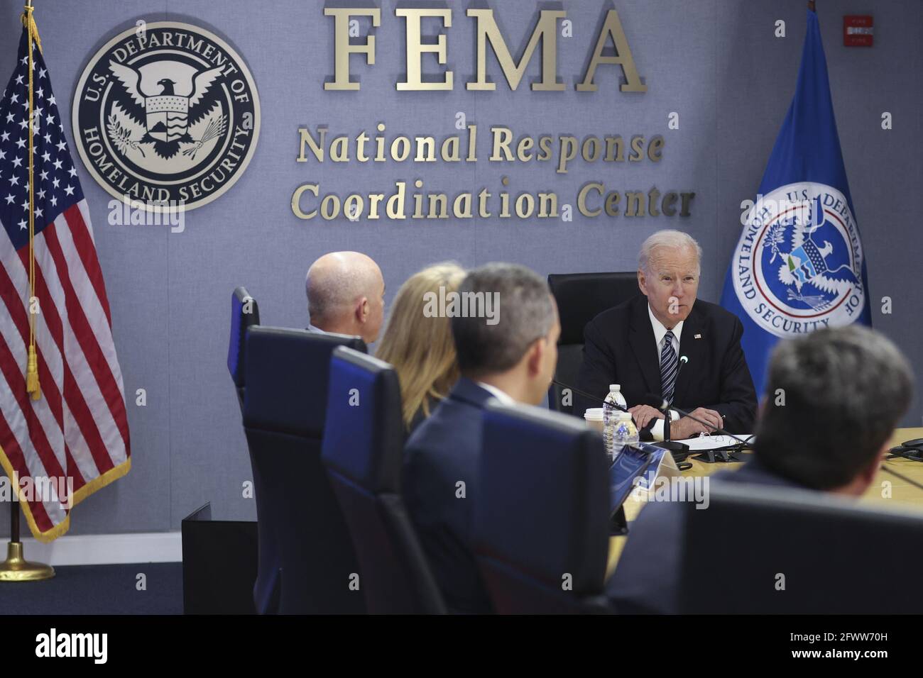 Washington, États-Unis. 24 mai 2021. Le président Joe Biden s'exprime lors d'une séance d'information sur les perspectives des ouragans dans l'Atlantique et les efforts de préparation au siège de la FEMA le lundi 24 mai 2021 à Washington, DC. Photo d'Oliver Contreras/UPI crédit: UPI/Alay Live News Banque D'Images Washington, États-Unis. 24 mai 2021. Le président Joe Biden s'exprime lors d'une séance d'information sur les perspectives des ouragans dans l'Atlantique et les efforts de préparation au siège de la FEMA le lundi 24 mai 2021 à Washington, DC. Photo d'Oliver Contreras/UPI crédit: UPI/Alay Live News Banque D'Images