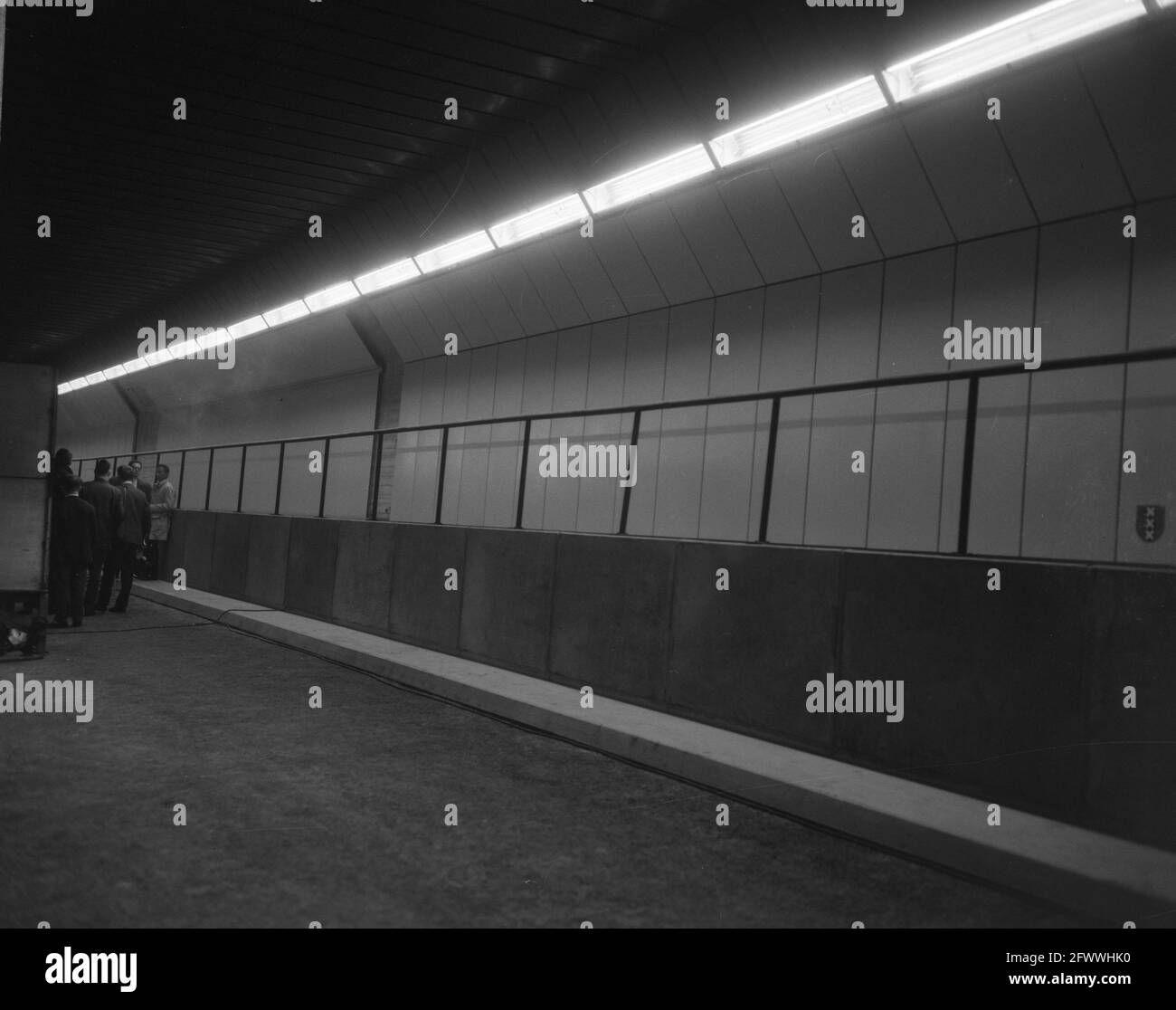 Sections d'essai dans la partie nord du tunnel, 4 octobre 1966, activités de construction, tunnels, Road construction, pays-Bas, agence de presse du XXe siècle photo, news to remember, documentaire, photographie historique 1945-1990, histoires visuelles, L'histoire humaine du XXe siècle, immortaliser des moments dans le temps Banque D'Images