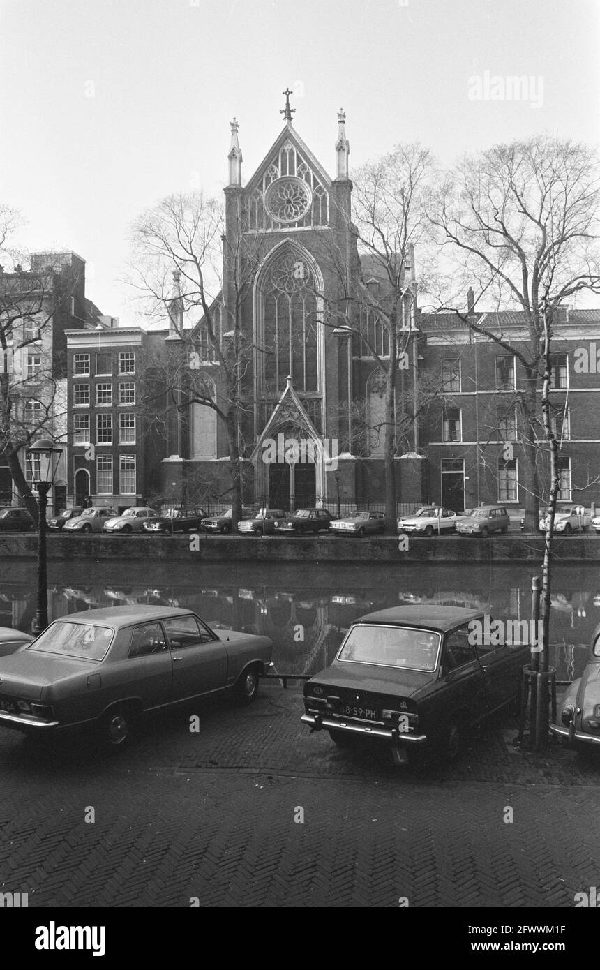 Amsterdam. Façade de l'église Immaculée coeur de Marie sur Keizersgracht, 28 février 1974, architecture, façades, Bâtiments de l'église, néo-gothique, portails, fenêtres, pays-Bas, agence de presse du xxe siècle photo, nouvelles à retenir, documentaire, photographie historique 1945-1990, histoires visuelles, L'histoire humaine du XXe siècle, immortaliser des moments dans le temps Banque D'Images