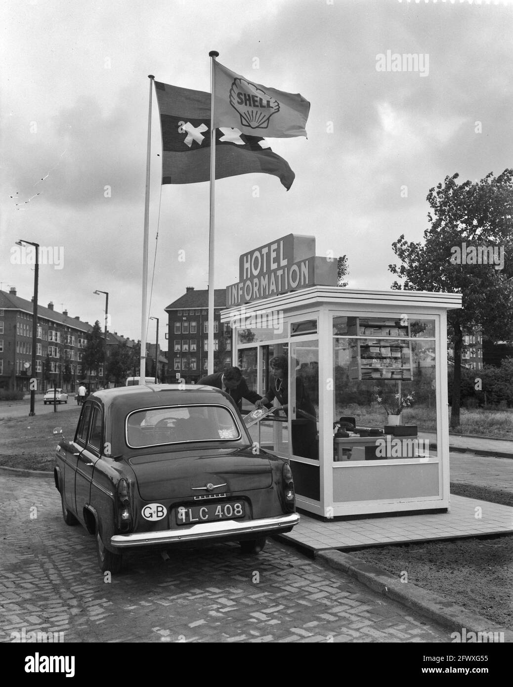 Ouverture d'un kiosque pour l'information de l'hôtel VVV sur Haagscheweg, le 1er juillet 1959, pays-Bas, photo de l'agence de presse du XXe siècle, nouvelles à retenir, Banque D'Images