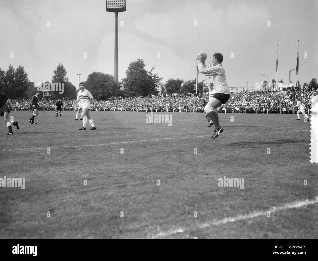 PSV contre Fortuna 54 1-2, Birds of Fortuna in action, 23 août 1964, sport, football, pays-Bas, photo de l'agence de presse du xxe siècle, nouvelles de remem Banque D'Images