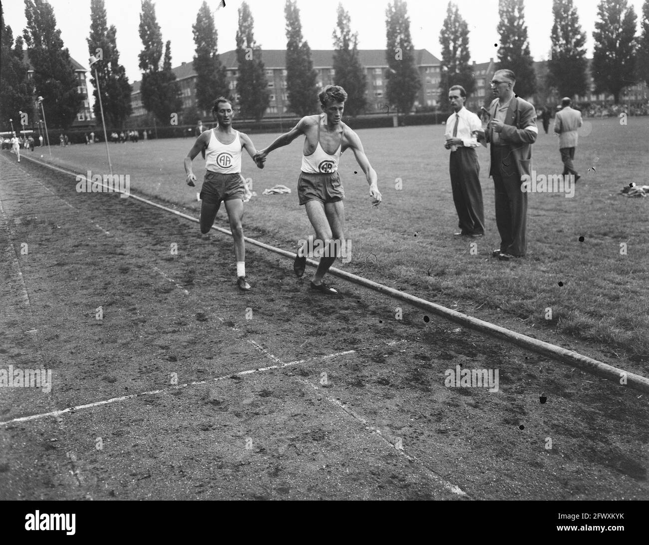 Athletics Netherlands Relay, champion Amsterdam, 14 août 1955, ATLETICS, ESTAFETTES, pays-Bas, Agence de presse du 20ème siècle photo, news to reme Banque D'Images