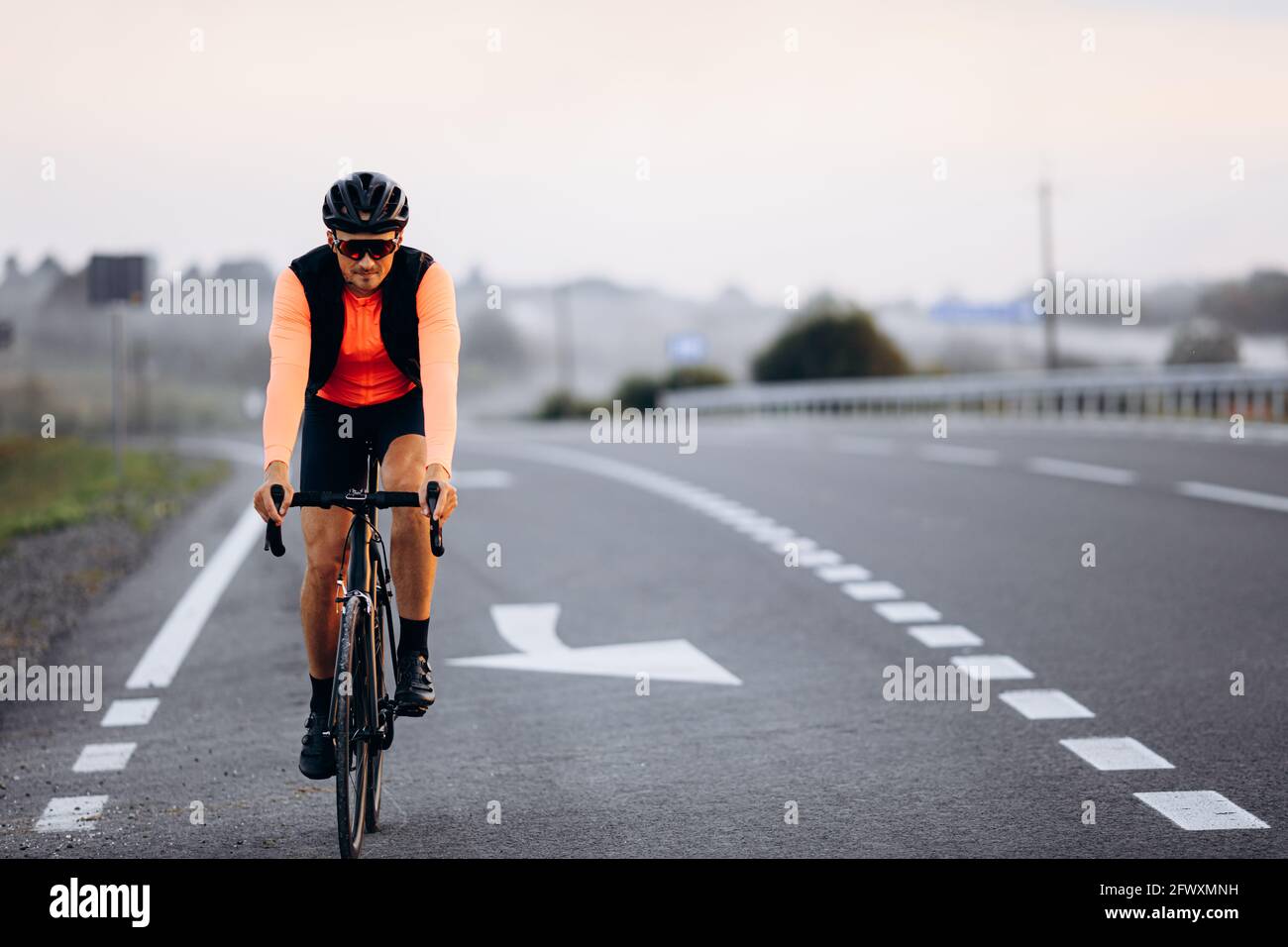 Cycliste professionnel en plein air Banque D'Images