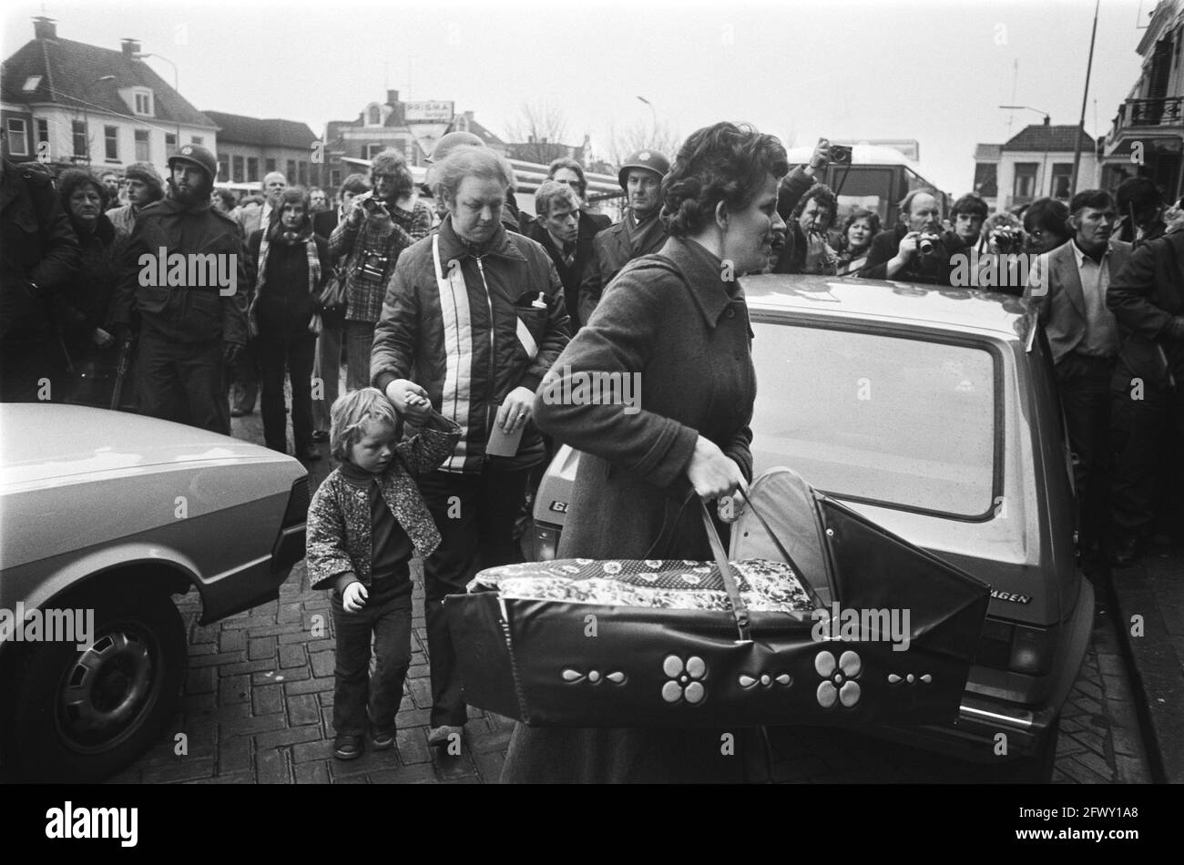 County Hall à Assen occupé par les Moluques; otages libérés, 14 mars 1978, PROVINCEHUIZEN, Libération, occupation, otages, pays-Bas, 20t Banque D'Images