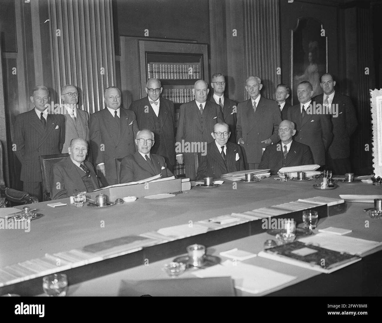 Conseil d'Etat dernière réunion M. Kranenburg, 27 septembre 1955, pays-Bas, agence de presse du XXe siècle photo, nouvelles à retenir, documentaire, SIH Banque D'Images