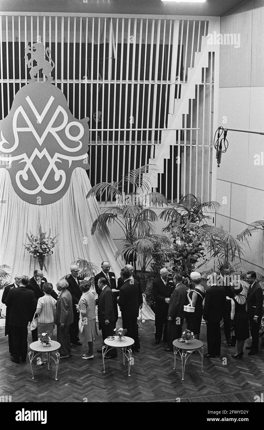 Réception quarantième anniversaire AVRO. IDA de Leeuw van Rees et Willem Vogt, 22 juin 1963, réceptions, pays-Bas, photo de l'agence de presse du XXe siècle Banque D'Images