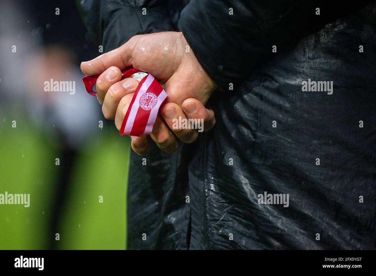 Herning, Danemark. 24 mai 2021. Erik Sviatchenko (28) du FC Midtjylland est interviewé pour la télévision après le match 3F Superliga entre le FC Midtjylland et le GF d'Aarhus au MCH Arena de Herning. (Crédit photo: Gonzales photo - Morten Kjaer). Banque D'Images