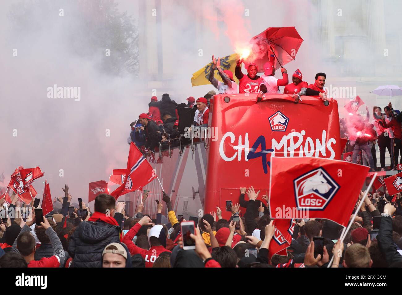 Celebration Supporters and team LOSC le titre du Championnat de France 2021 le 24 mai 2021 à Lille, France - photo Laurent Sanson / LS Medianord / DPPI / LiveMedia Banque D'Images