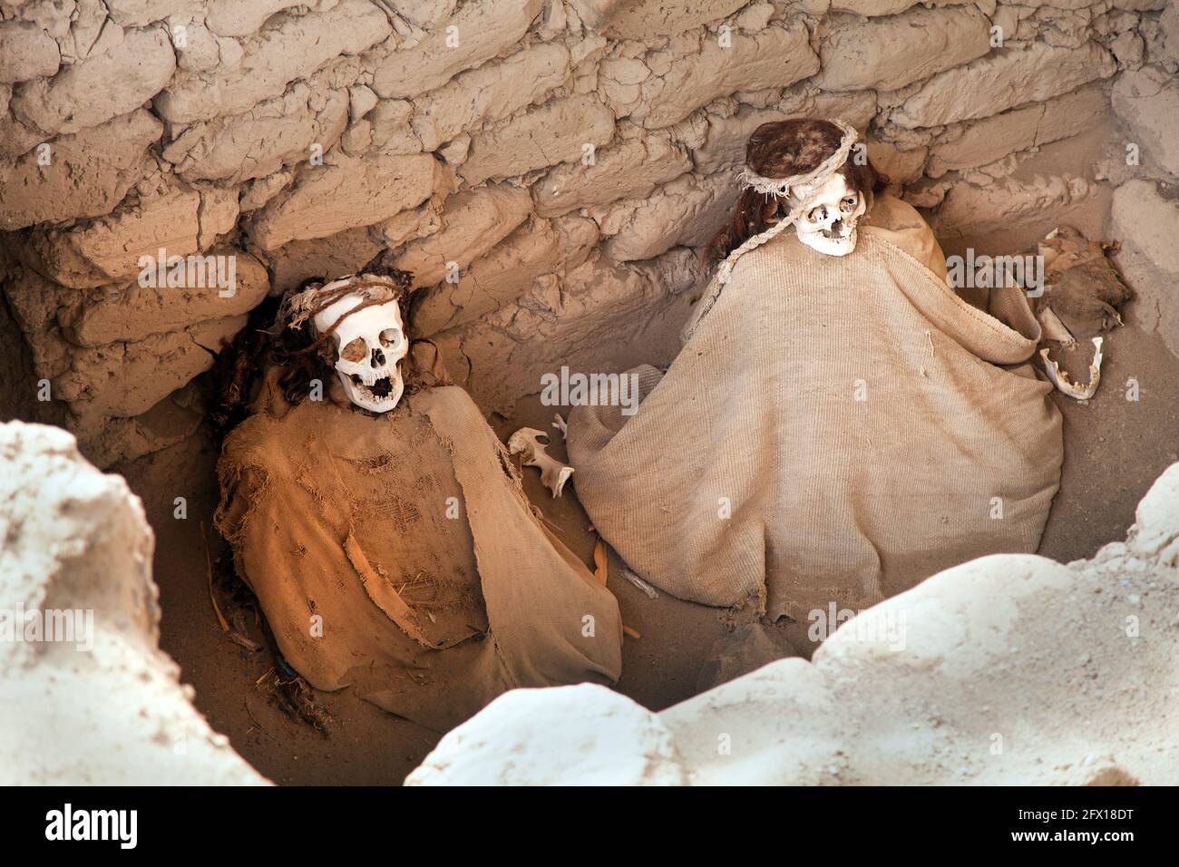 Fouilles historiques de la civilisation preinca nazca cimetière de Chauchilla à Nazca au Pérou Banque D'Images