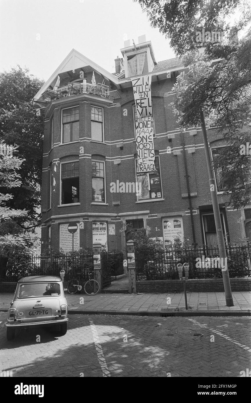 Squat Luijk à Jan Luykenstraat à Amsterdam; tout le bâtiment, 2 août 1982, Squats, Pays-Bas, Agence de presse du XXe siècle photo, nouvelles à retenir, documentaire, photographie historique 1945-1990, histoires visuelles, L'histoire humaine du XXe siècle, immortaliser des moments dans le temps Banque D'Images