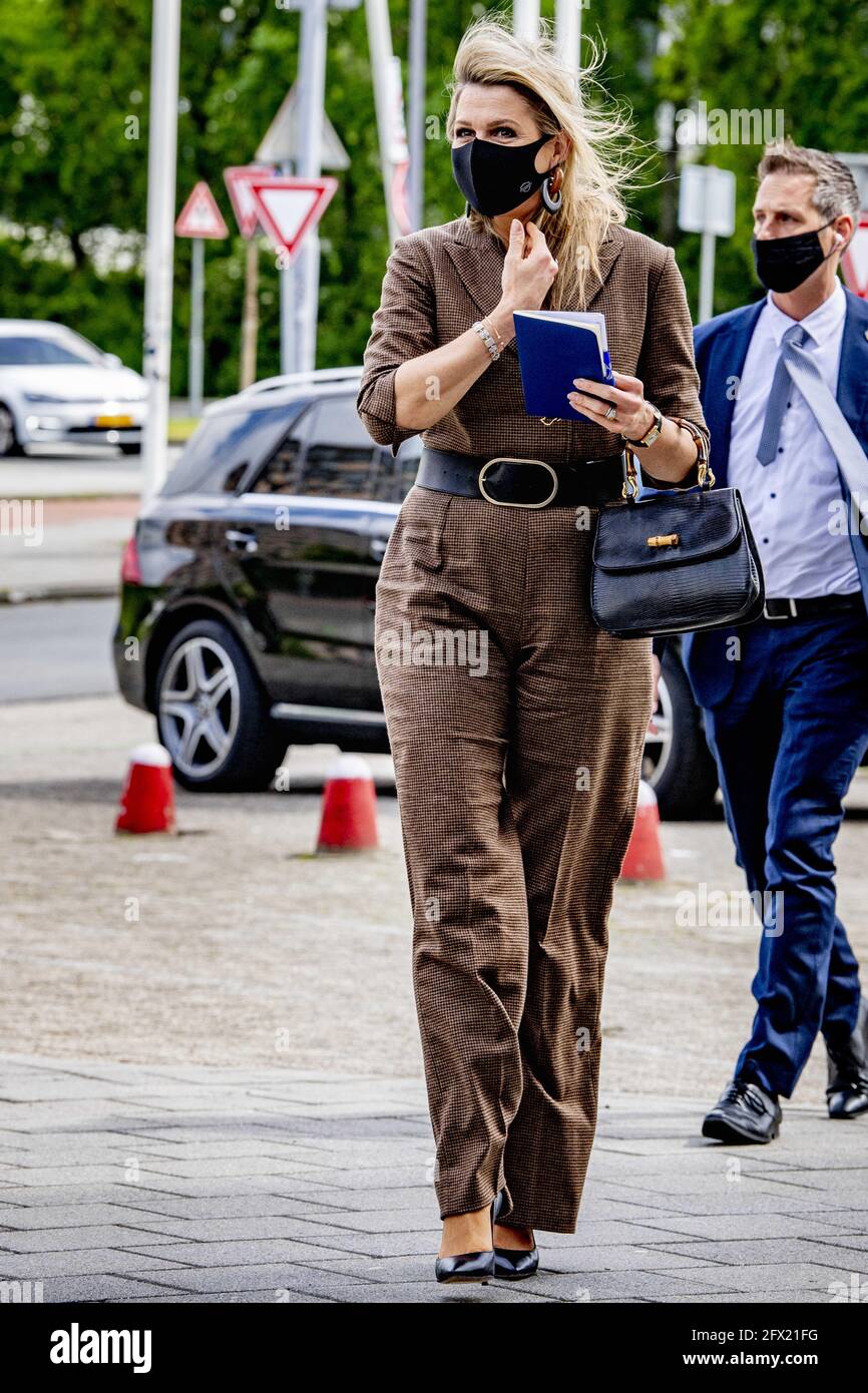 Rotterdam, pays-Bas, le 25 mai 2021. Queen Maxima lors d'une visite à l'Université des sciences appliquées de Rotterdam. Rotterdam, pays-Bas, le 25 mai 2021. Photo de Robin Utrecht/ABACAPRESS.COM Banque D'Images