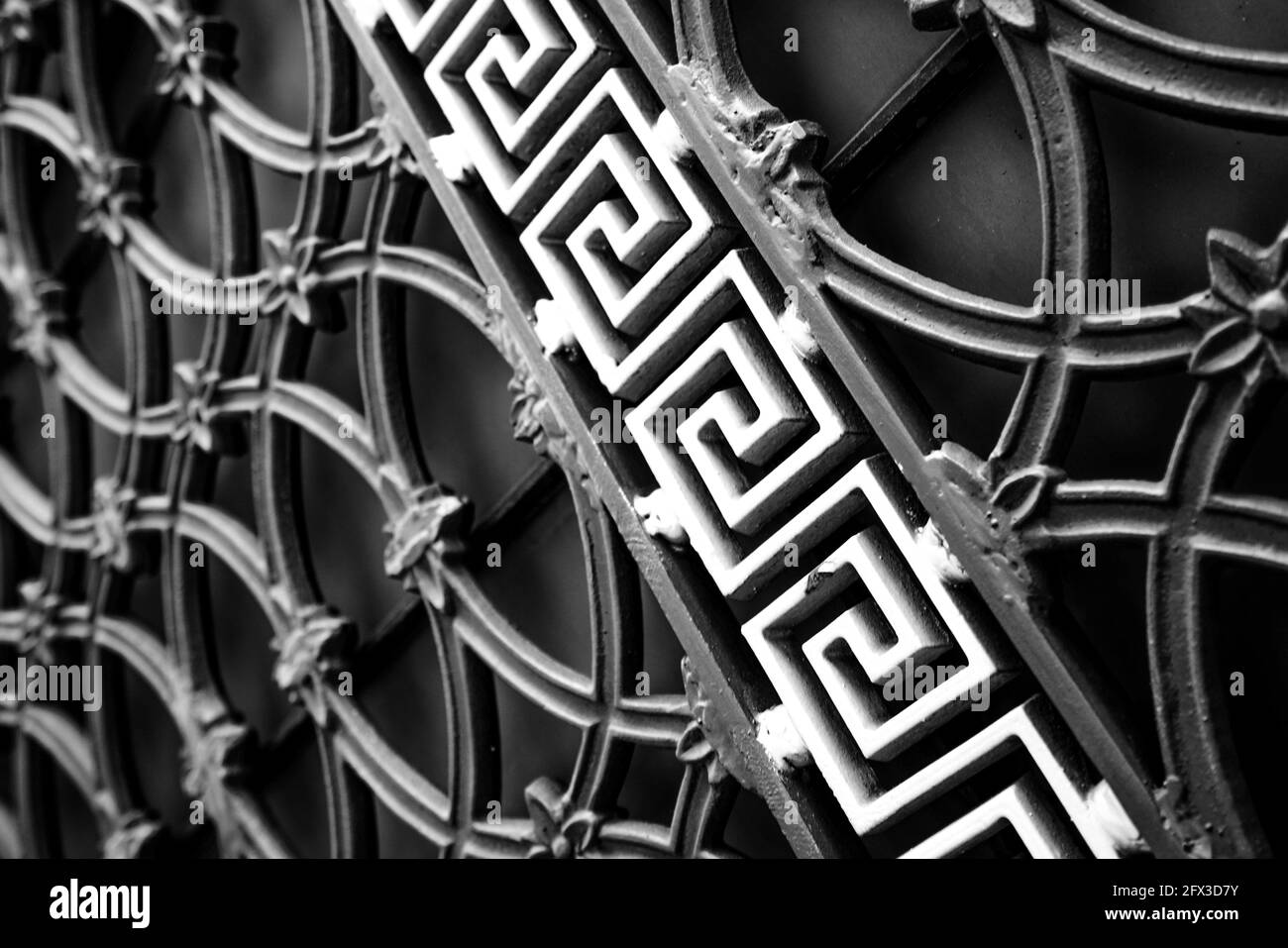 Détails des grilles de fer d'époque déco à New York, le jeudi 9 mai 2019. Photo de Jennifer Graylock-Graylock.com 917-519-7666 Banque D'Images