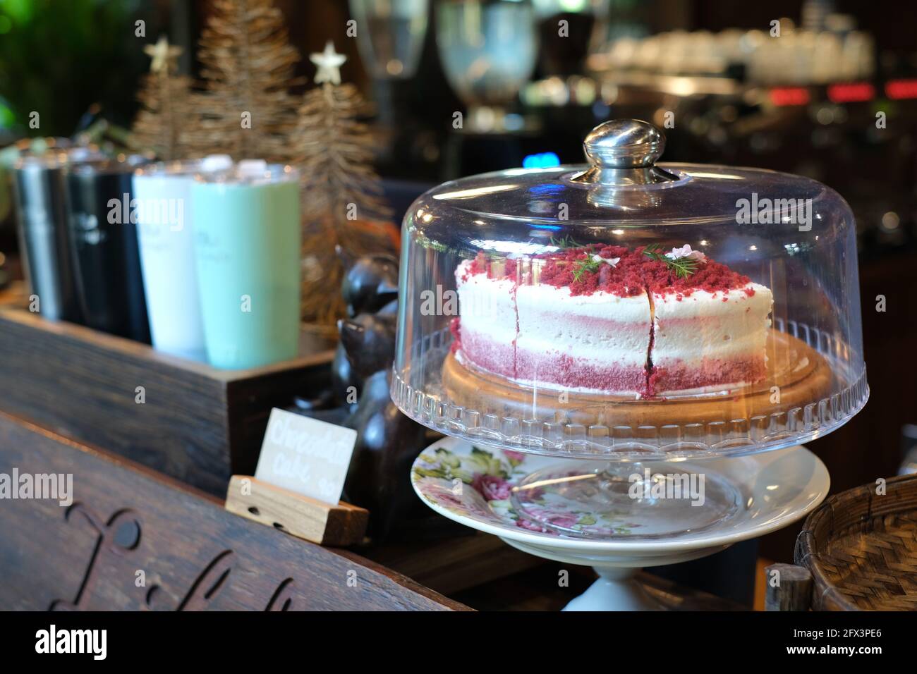 Délicieux gâteau à la crème fraîche aux fraises Banque D'Images