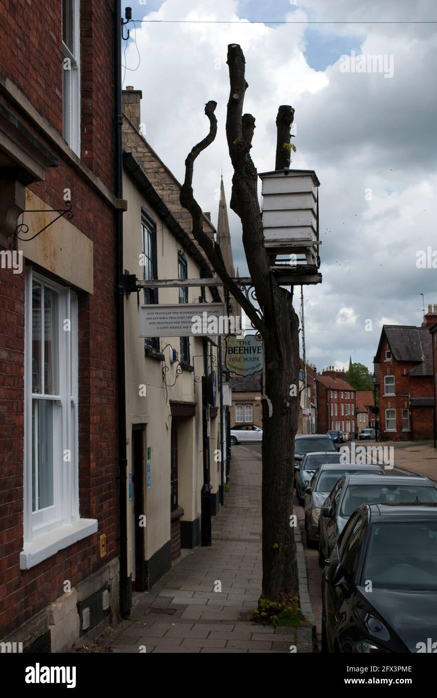 Beehive Inn à Grantham, le seul pub avec un signe vivant Banque D'Images