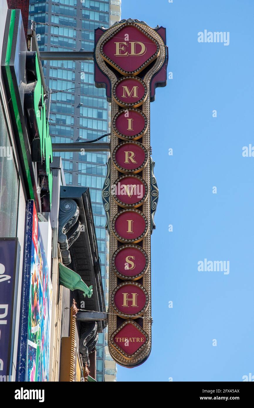 Signe du Ed Mirvish Theatre, rue Yonge, au centre-ville de Toronto, Toronto, Canada Banque D'Images