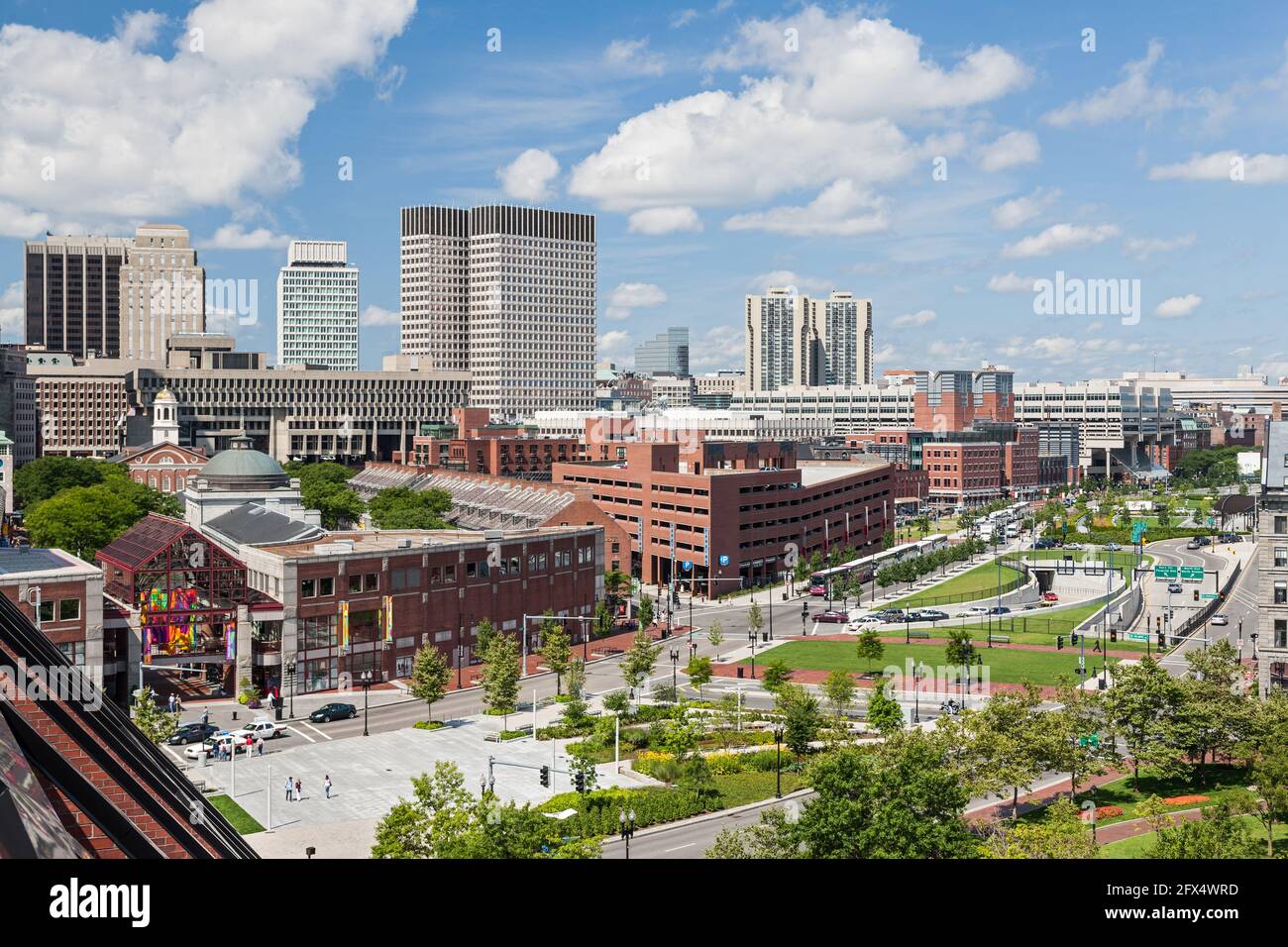 Faneuil Hall and Marketplace Center, Rose Kennedy Greenway Park, Boston, Massachusetts, États-Unis Banque D'Images