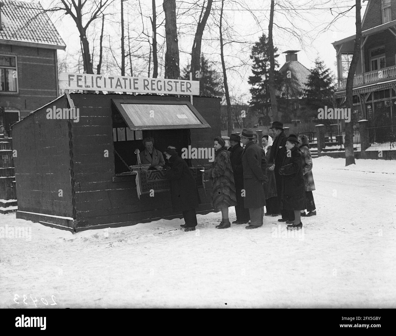 Naissance Princesse Marijke / Christina. Registre de la félicitation au Palais Soestdijk, 18 février 1947, naissances, maison royale, Princesses, pays-Bas, agence de presse du XXe siècle photo, news to remember, documentaire, photographie historique 1945-1990, histoires visuelles, L'histoire humaine du XXe siècle, immortaliser des moments dans le temps Banque D'Images