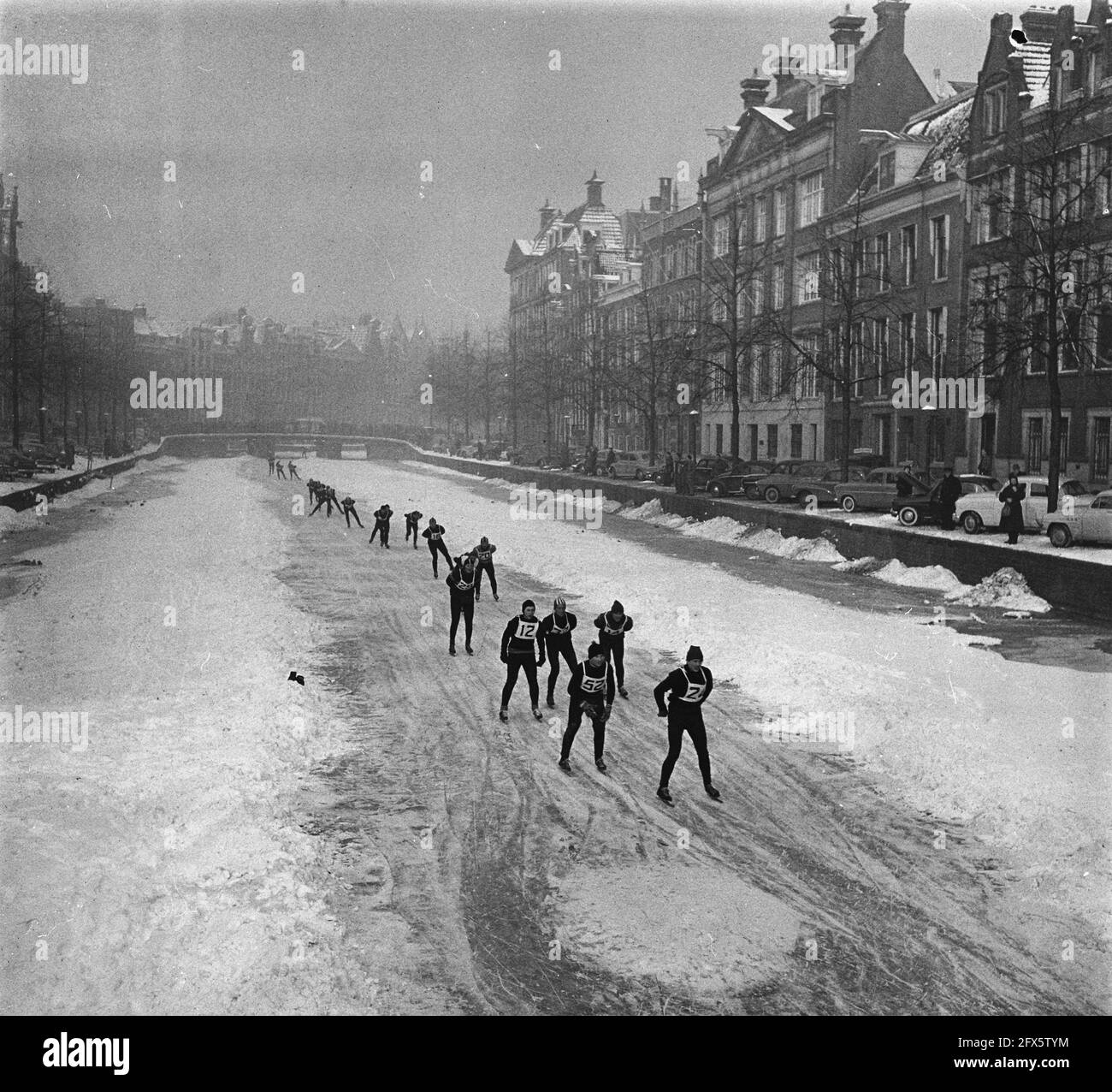 Grachtenwedstrijd Amsterdam, 17 février 1956, pays-Bas, agence de presse du XXe siècle photo, news to remember, documentaire, photographie historique 1945-1990, histoires visuelles, L'histoire humaine du XXe siècle, immortaliser des moments dans le temps Banque D'Images