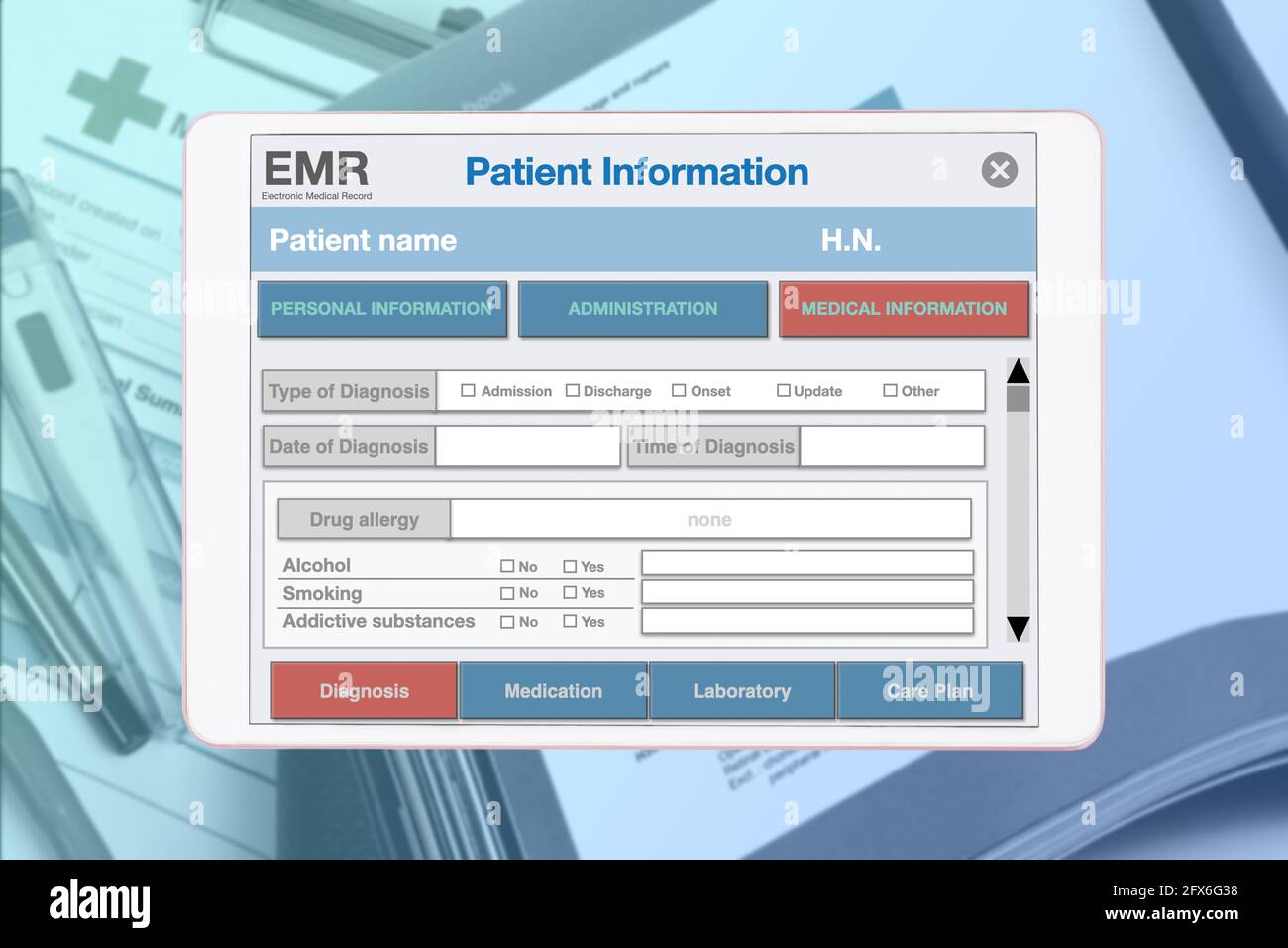 Dossier médical électronique sur tablette numérique avec arrière-plan de  l'outil manuel pour le travail de documents et de papier Photo Stock - Alamy