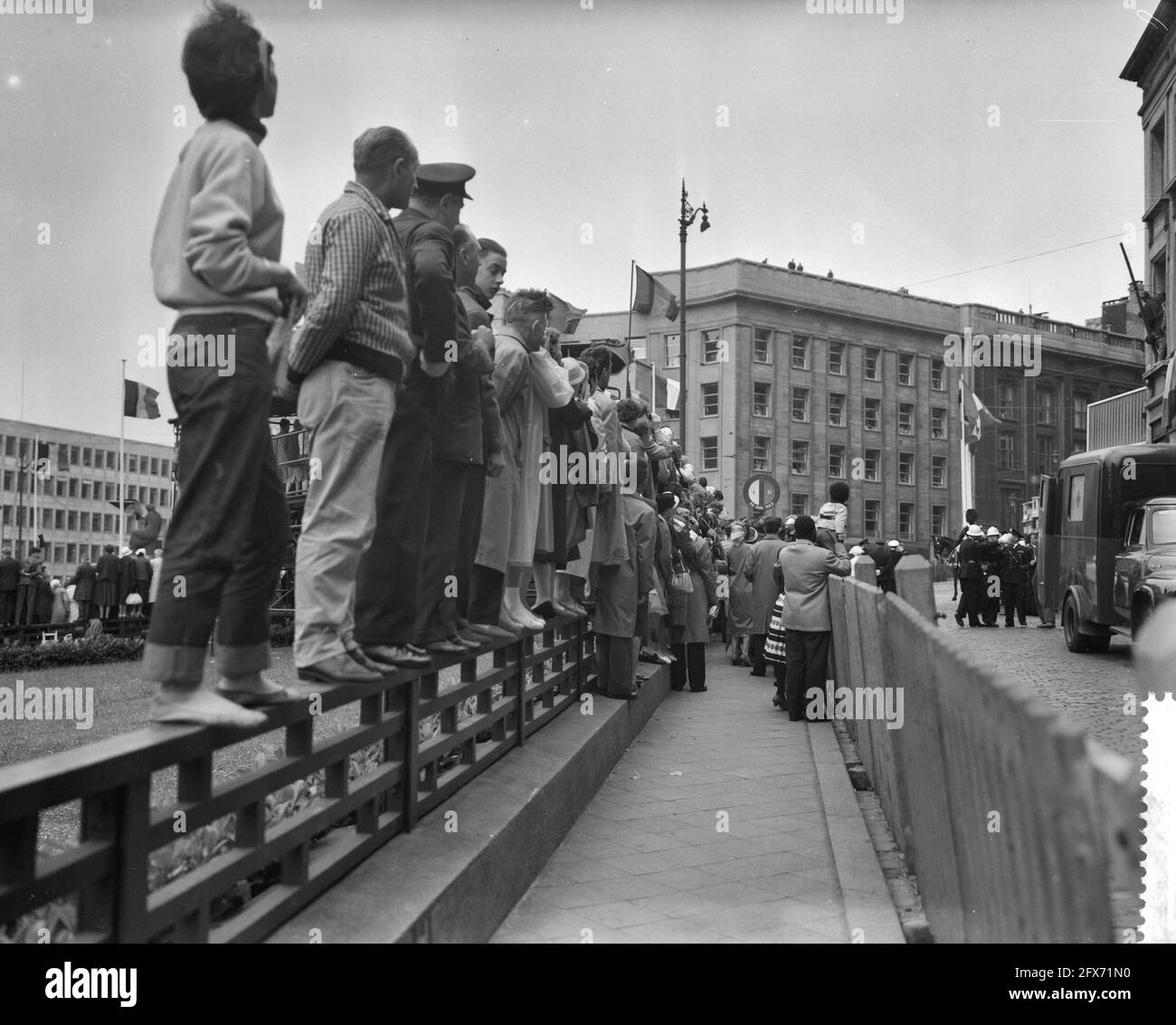 Mariage du Prince Albert et de la princesse Paola à Bruxelles, 2 juillet 1959, pays-Bas, agence de presse du XXe siècle photo, nouvelles à retenir, documentaire, photographie historique 1945-1990, histoires visuelles, L'histoire humaine du XXe siècle, immortaliser des moments dans le temps Banque D'Images