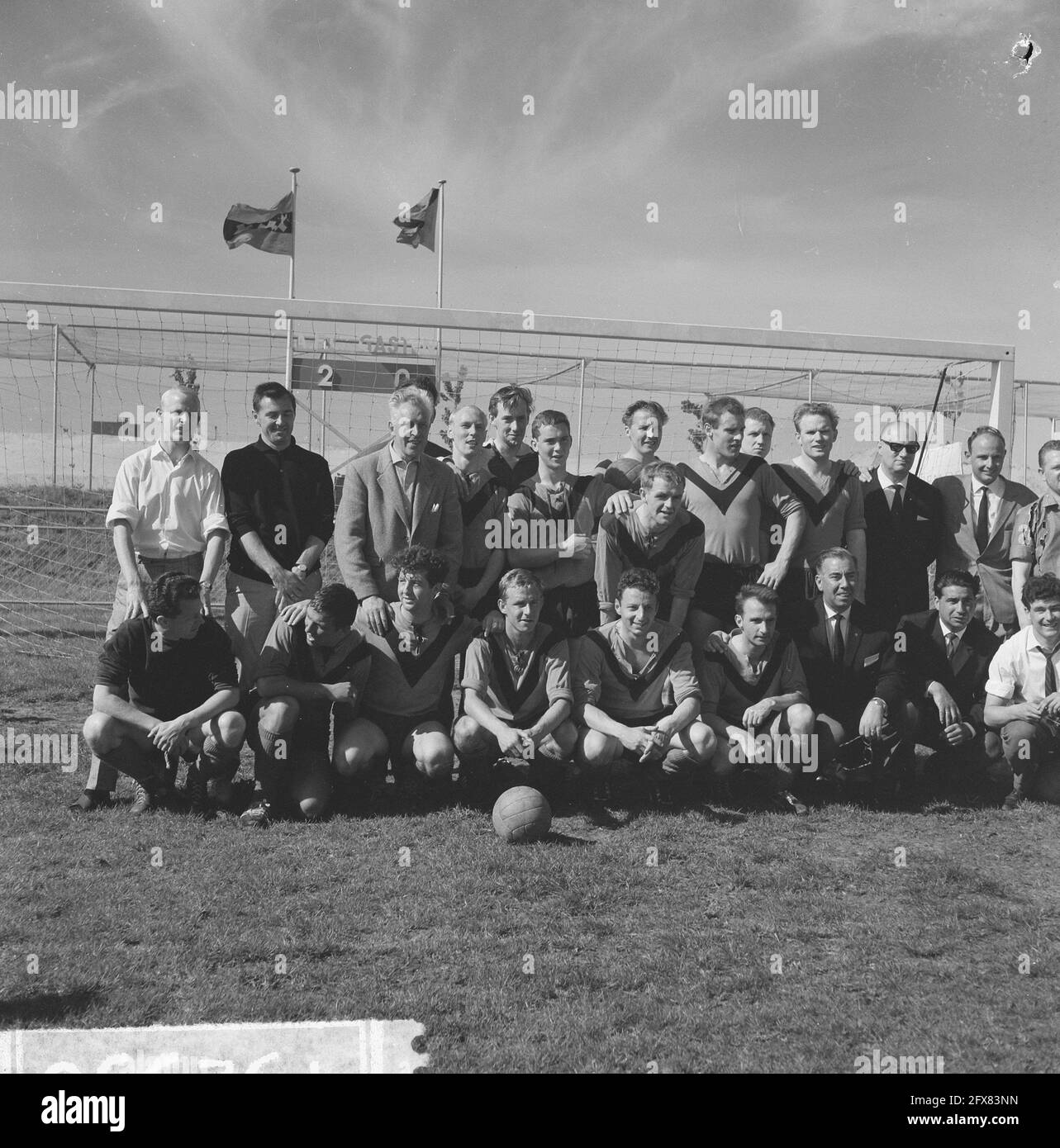 AFC à 2-0 remporte la victoire sur le champion de la division OSV. L'équipe, 9 juin 1963, équipes, portraits de groupe, Sports, football, joueurs de football, pays-Bas, agence de presse du XXe siècle photo, news to remember, documentaire, photographie historique 1945-1990, histoires visuelles, L'histoire humaine du XXe siècle, immortaliser des moments dans le temps Banque D'Images
