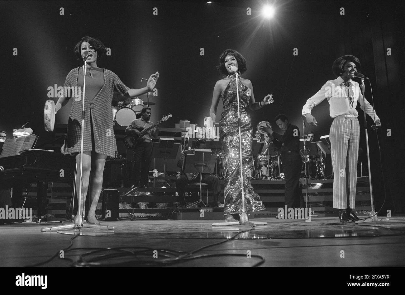 Diana Ross et les Suprismes pendant l'enregistrement à la RAI pour AVRO-TV, 16 janvier 1968, pays-Bas, agence de presse du XXe siècle photo, nouvelles à retenir, documentaire, photographie historique 1945-1990, histoires visuelles, L'histoire humaine du XXe siècle, immortaliser des moments dans le temps Banque D'Images