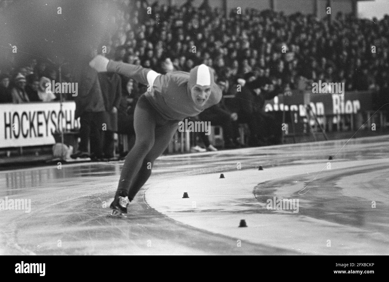 Concours international de patinage Heerenveen no 18, A. Eriks i.a., non 19, J. Bols i.a., no 20&#160;:&#160;?, non 21, ARD Schenk, 21 décembre 1968, Concours de patinage, Pays-Bas, Agence de presse du XXe siècle photo, nouvelles à retenir, documentaire, photographie historique 1945-1990, histoires visuelles, L'histoire humaine du XXe siècle, immortaliser des moments dans le temps Banque D'Images