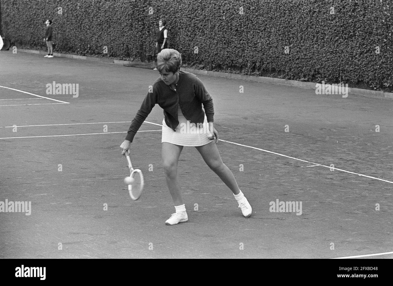 Championnats internationaux de tennis à Hilversum, 18 juillet 1966, championnats, tennis, Pays-Bas, Agence de presse du XXe siècle photo, nouvelles à retenir, documentaire, photographie historique 1945-1990, histoires visuelles, L'histoire humaine du XXe siècle, immortaliser des moments dans le temps Banque D'Images