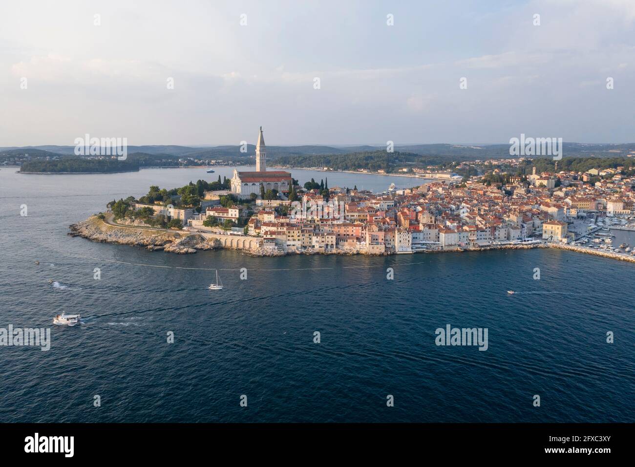 Croatie, Istrie, Rovinj, vue aérienne de la ville côtière située à l'extrémité ouest de la péninsule d'Istrie Banque D'Images