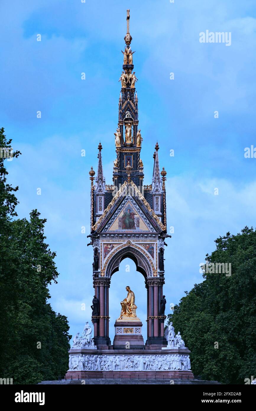 Londres, Angleterre, magnifique mémorial doré du Prince Albert, mari très aimé de la reine Victoria Banque D'Images