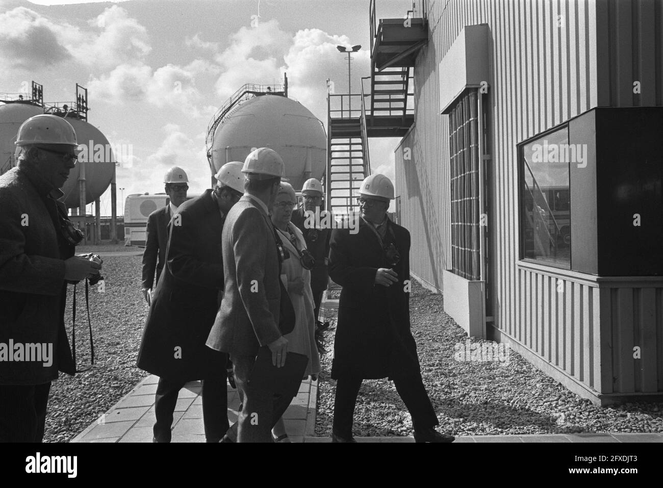 Visite d'Etat Président de Roumanie Ceausescu, visite de la chimie du sel d'AKZO dans la région de Botlek, 12 avril 1973, présidents, visites d'Etat, Pays-Bas, Agence de presse du XXe siècle photo, nouvelles à retenir, documentaire, photographie historique 1945-1990, histoires visuelles, L'histoire humaine du XXe siècle, immortaliser des moments dans le temps Banque D'Images