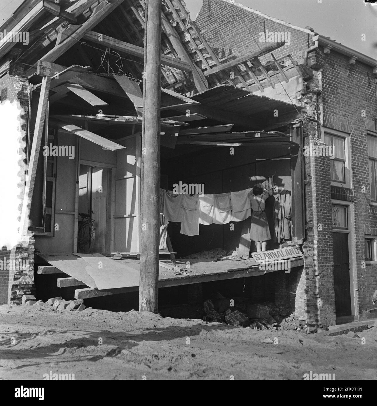 Stavenisse, 17 février 1953, pays-Bas, Agence de presse du XXe siècle photo, news to Remember, documentaire, photographie historique 1945-1990, histoires visuelles, L'histoire humaine du XXe siècle, immortaliser des moments dans le temps Banque D'Images