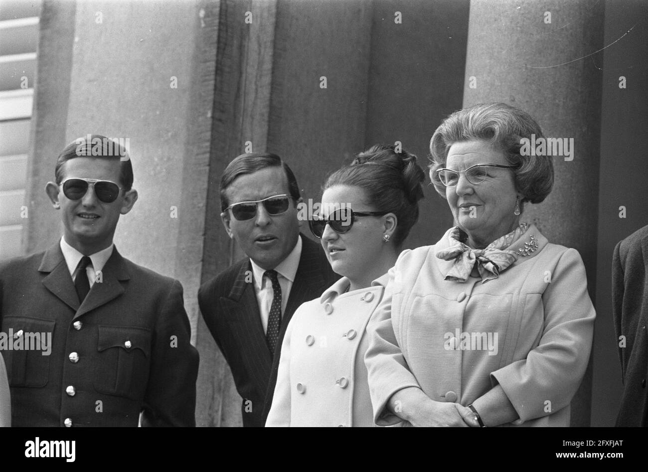 Queen Juliana 58 ans, défilé sur Paleis Soestdijk, 1er mai 1967, defiles, Royal Days, maison royale, pays-Bas, agence de presse du XXe siècle photo, news to remember, documentaire, photographie historique 1945-1990, histoires visuelles, L'histoire humaine du XXe siècle, immortaliser des moments dans le temps Banque D'Images