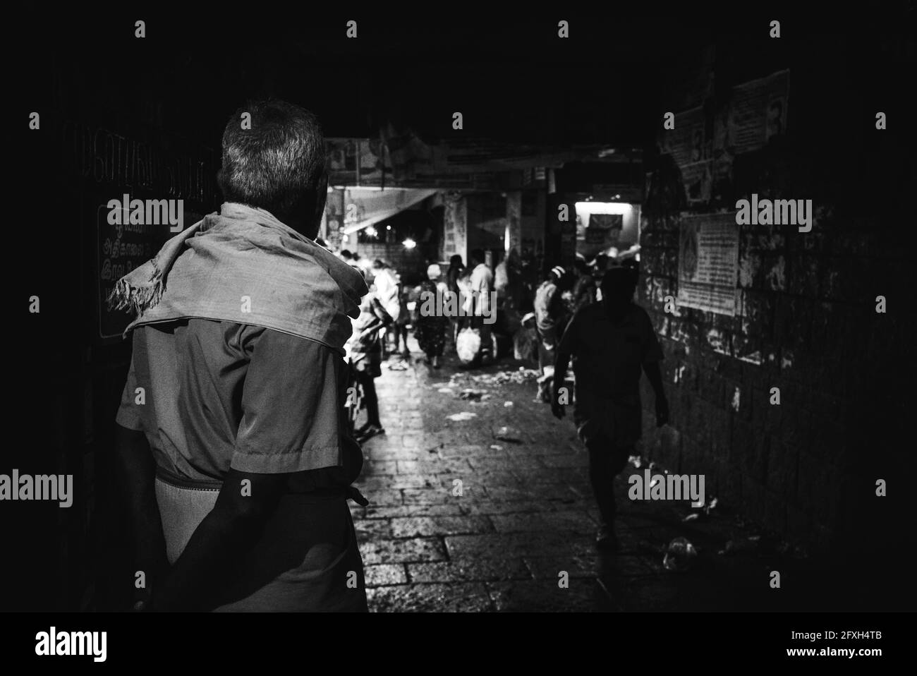 Marché aux fleurs de Koyambedu en début de matinée, Chennai, Tamil Nadu Banque D'Images