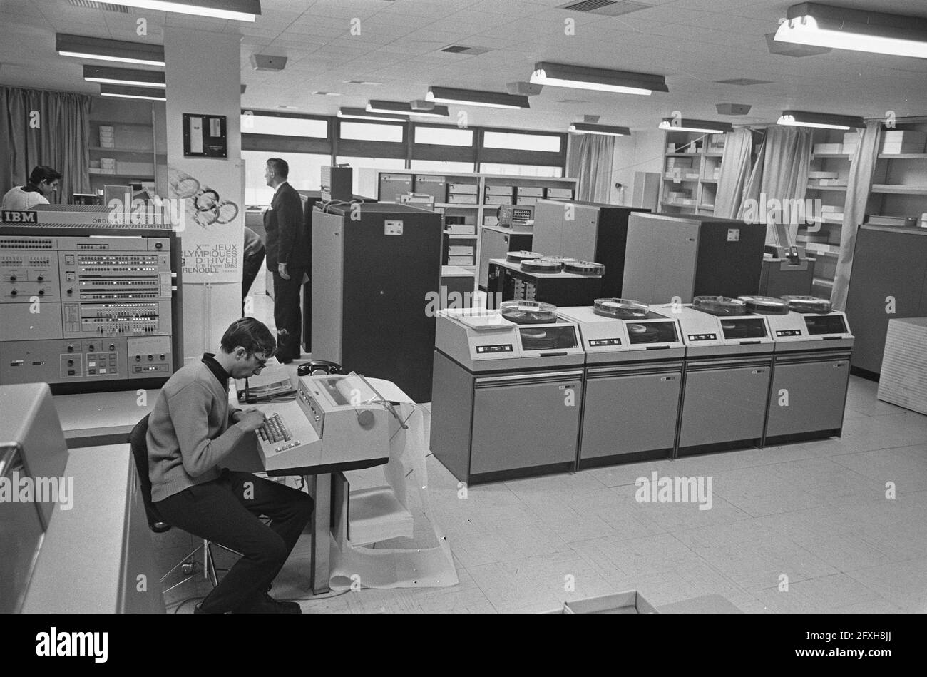 Préparatifs dixième Jeux Olympiques d'hiver, aperçu du centre informatique, 16 janvier 1968, centres informatiques, ordinateurs, Jeux d'hiver, pays-Bas, Agence de presse du XXe siècle photo, nouvelles à retenir, documentaire, photographie historique 1945-1990, histoires visuelles, L'histoire humaine du XXe siècle, immortaliser des moments dans le temps Banque D'Images