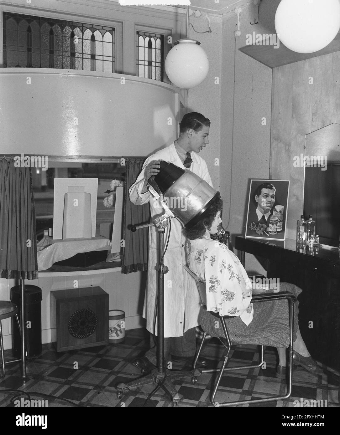 Bob Bonte, détenteur du record du monde chez lui, 20 octobre 1948, pays-Bas, agence de presse du XXe siècle photo, news to Remember, documentaire, photographie historique 1945-1990, histoires visuelles, L'histoire humaine du XXe siècle, immortaliser des moments dans le temps Banque D'Images