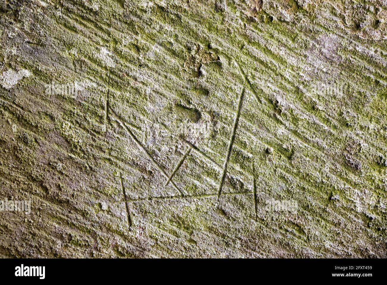 Marque de Mason en pierre enregistrant l'indication de guilde pour assurer le paiement, Lanercost Priory, Cumbria, Angleterre, Royaume-Uni Banque D'Images