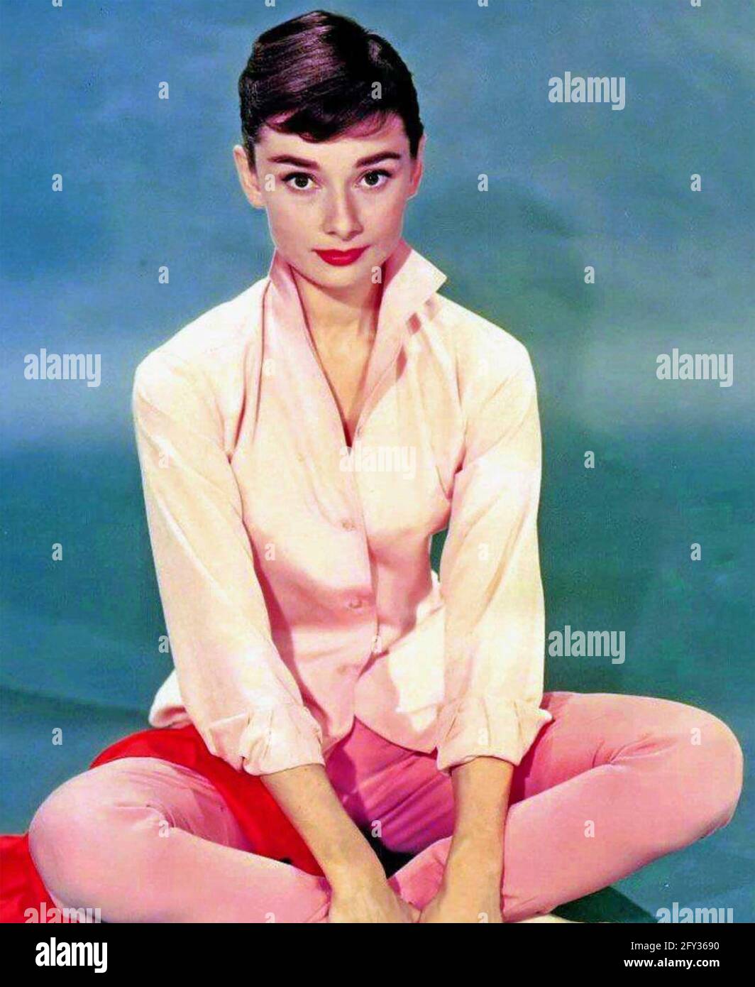 AUDREY HEPBURN (1929-1993) actrice britannique née en Belgique vers 1955 Banque D'Images