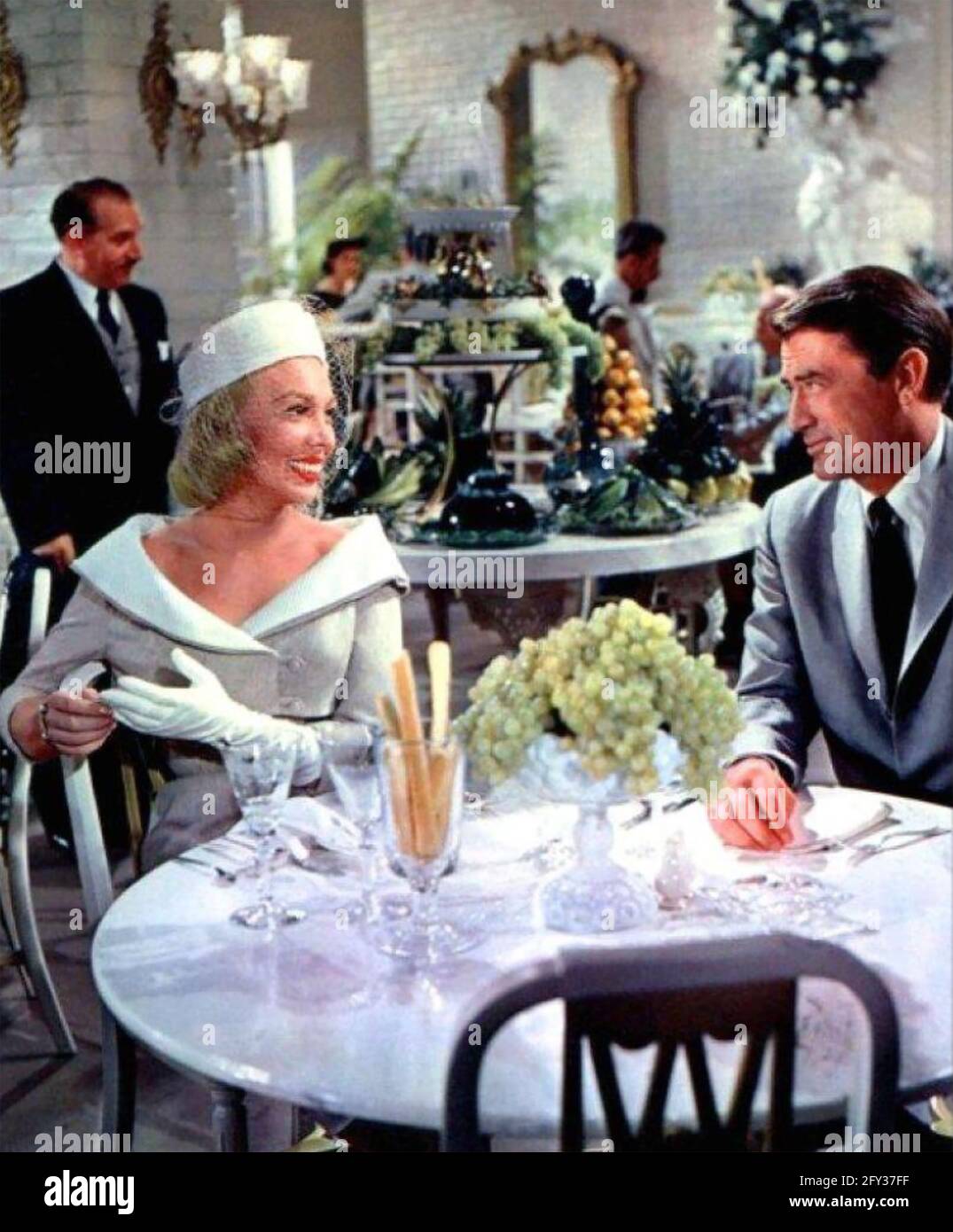 CONCEVOIR LE film WOMAN 1957 MGM avec Dolores Gray et Gregory Peck Banque D'Images
