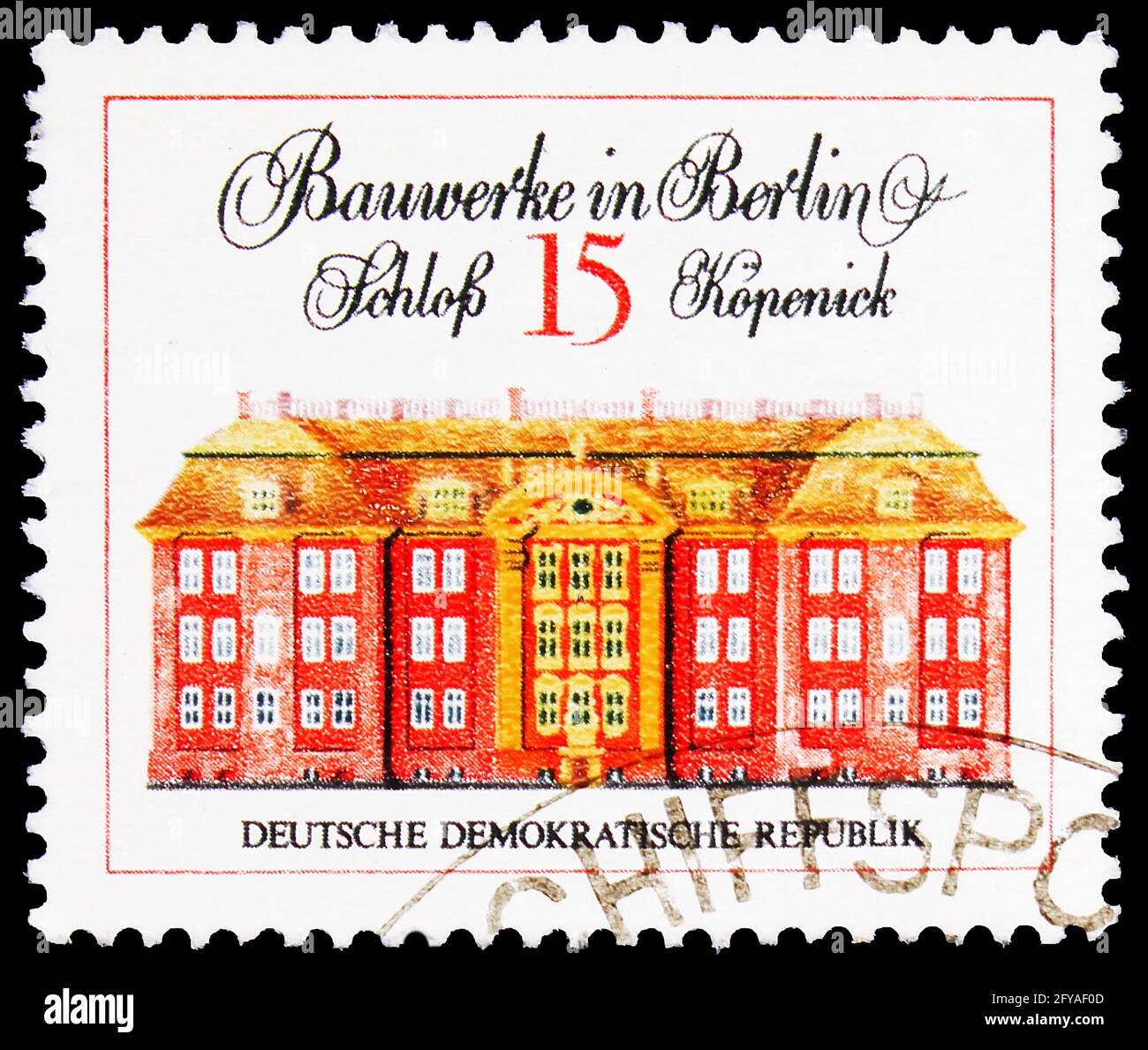 MOSCOU, RUSSIE - 23 SEPTEMBRE 2019 : timbre-poste imprimé en Allemagne, République démocratique, montre le château de Köpenick, série, circa1971 Banque D'Images