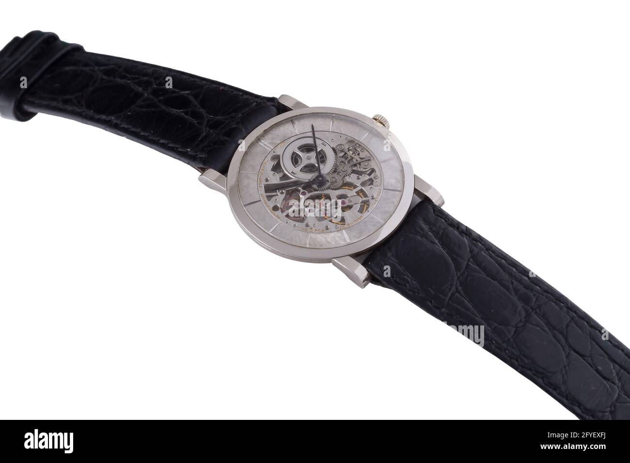 NEW YORK, ÉTATS-UNIS - 08 mai 2014 : montre de luxe chère isolée sur fond blanc Banque D'Images