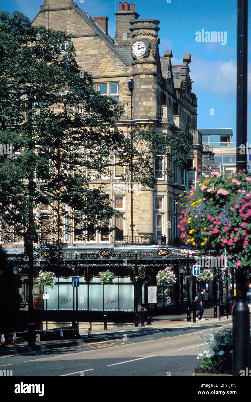 Betts Cafe Harrogate North Yorkshire Angleterre Royaume-Uni Banque D'Images