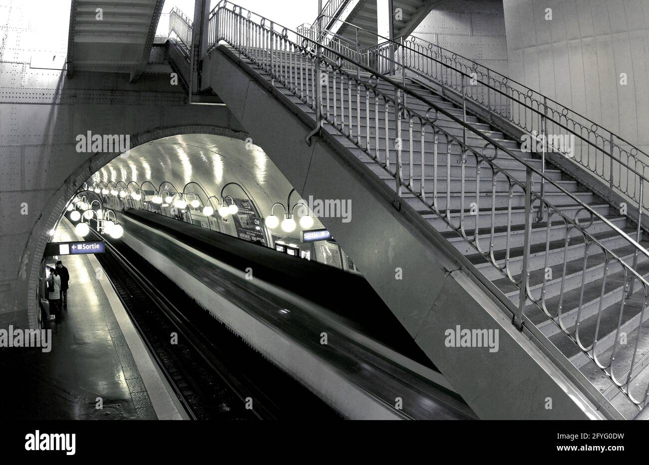 FRANCE. PARIS (75) GARE CITÉ, PLACE LOUIS-LEPINE. LA STATION A ÉTÉ OUVERTE LE 10 DÉCEMBRE 1910. SON NOM EST DÛ À SA POSITION SUR L'ÎLE DE LA Banque D'Images