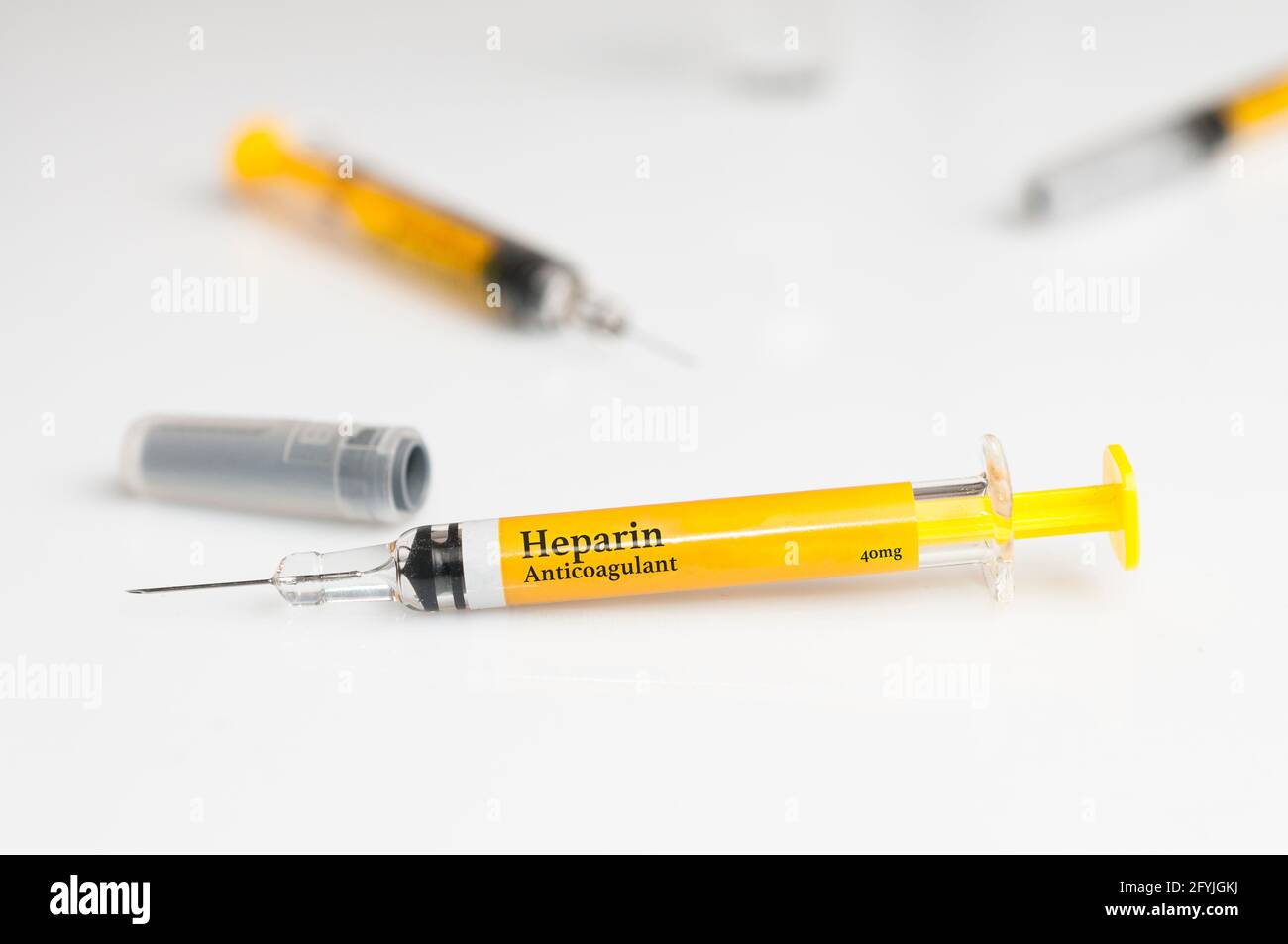 Heparin syringe Banque de photographies et d'images à haute résolution -  Alamy