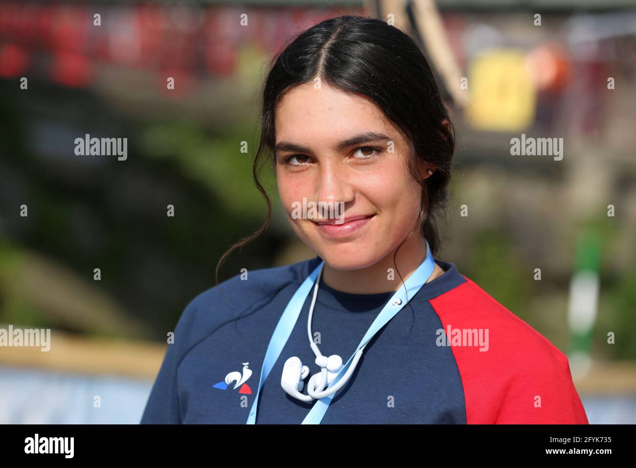 Angele HUG de France se prépare à participer aux demi-finales Des Championnats d'Europe ECA Canoe Slalom C1 sur le Rivière Dora Baltea le 9 mai 2021 Banque D'Images