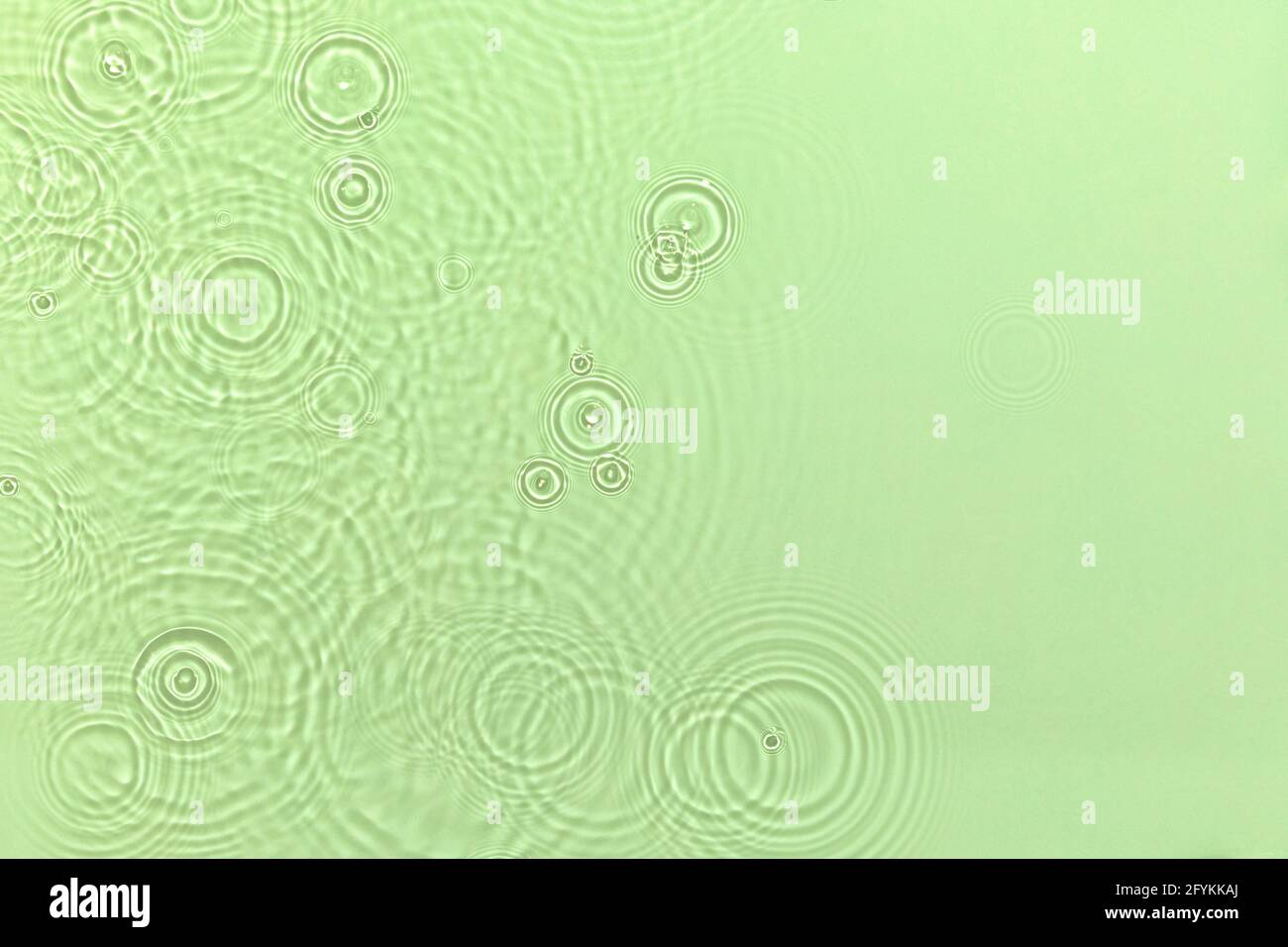 vert transparent eau surface texture été fond Banque D'Images