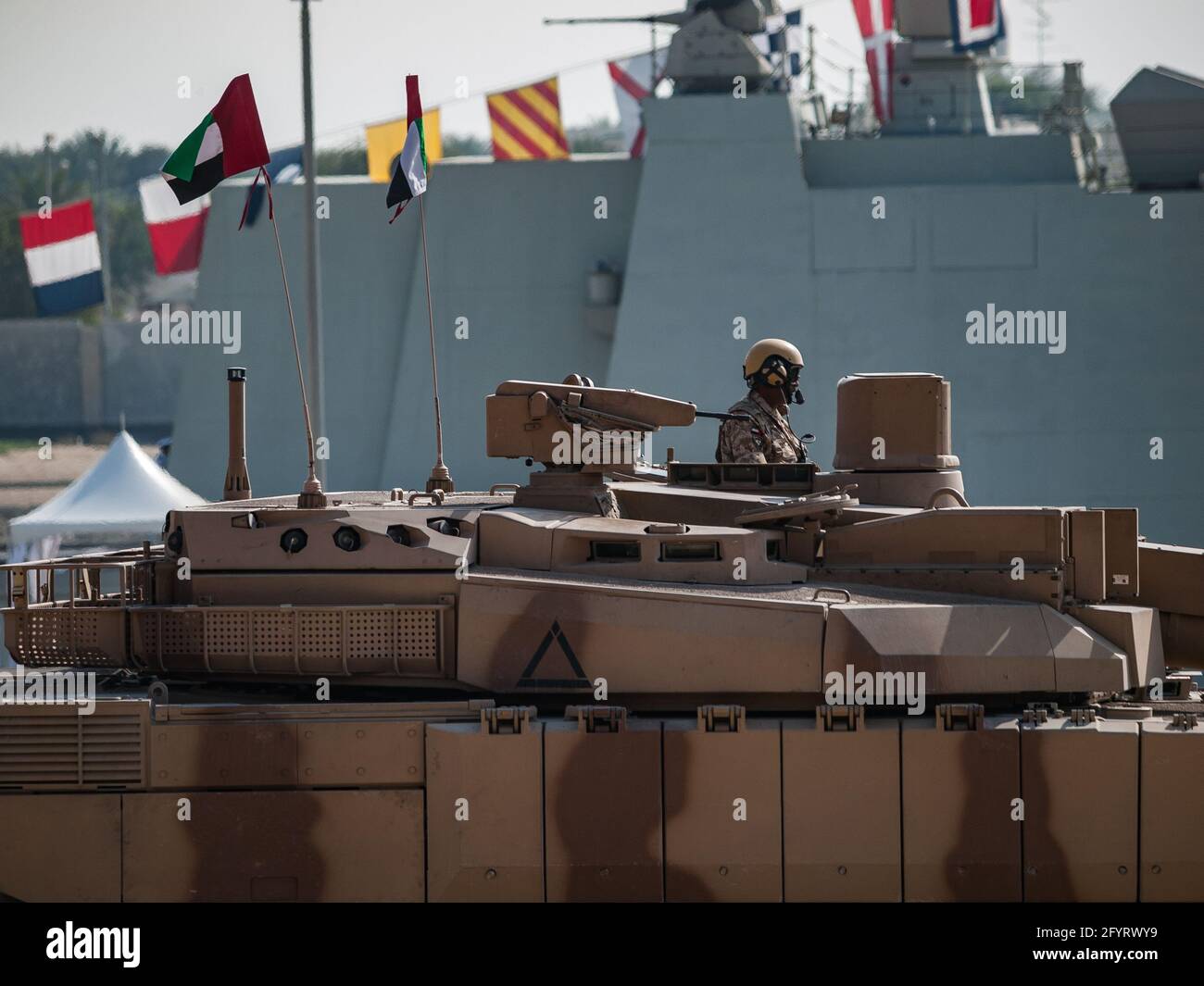 Abu Dhabi, Émirats Arabes Unis - 2013 février 2013 : Forces armées des Émirats arabes Unis Leclerc MBT (main Battle Tank) à l'exposition militaire IDEX Banque D'Images