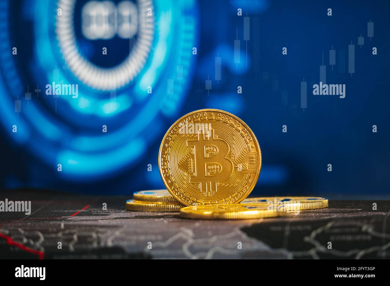 Technologie de blockchain de crypto-monnaie en or Bitcoin et contexte de  négociation avec concept de diagramme de crypto-monnaie Photo Stock - Alamy