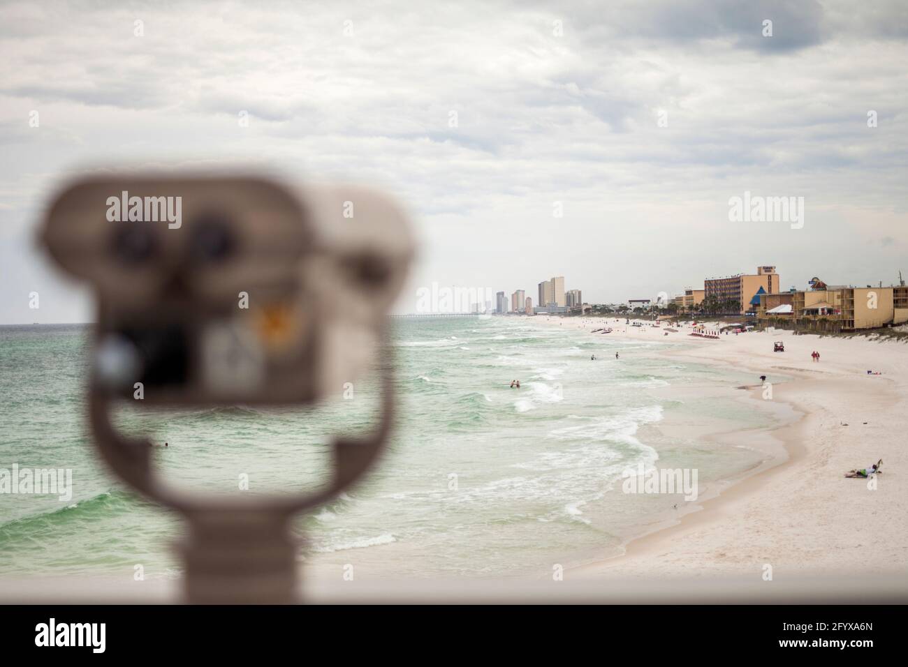 Vue touristique sur la jetée à la plage, Floride, États-Unis, 2015 Banque D'Images